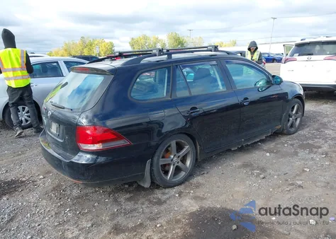 2010 Volkswagen Jetta S из США, поврежденный, VIN 3VWKZ7AJ9AM681771